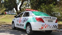 Projeto-piloto da PM faz ronda com carro elétrico em Alto dos Pinheiros