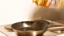 SAAP já coletou gratuitamente mais de 110 litros de óleo de cozinha usado; participe do programa