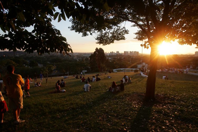 Dória determina que Pôr do Sol volte a ser praça